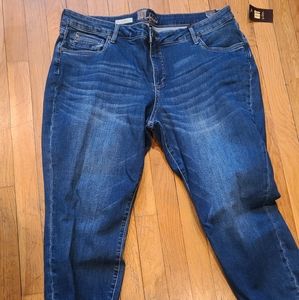 Kut From the Kloth 5 pocket Jeans.